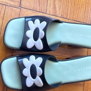 Melissa kitten heel with flower  slide 8.5